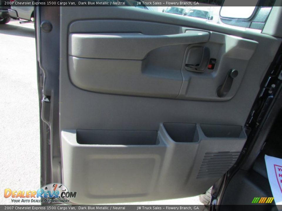 2007 Chevrolet Express 1500 Cargo Van Dark Blue Metallic / Neutral Photo #35