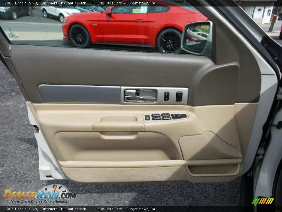 2005 Lincoln LS V8 Cashmere Tri-Coat / Black Photo #10