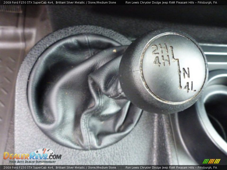 2009 Ford F150 STX SuperCab 4x4 Brilliant Silver Metallic / Stone/Medium Stone Photo #16
