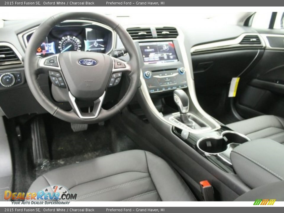 2015 Ford Fusion SE Oxford White / Charcoal Black Photo #9