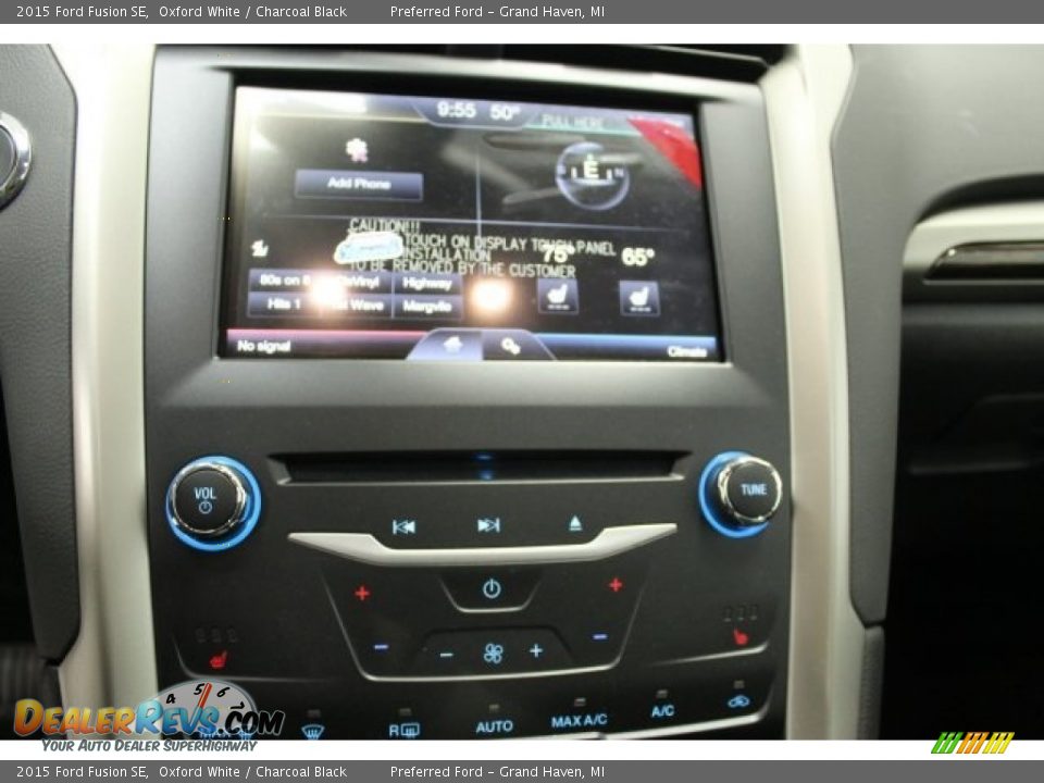 2015 Ford Fusion SE Oxford White / Charcoal Black Photo #11