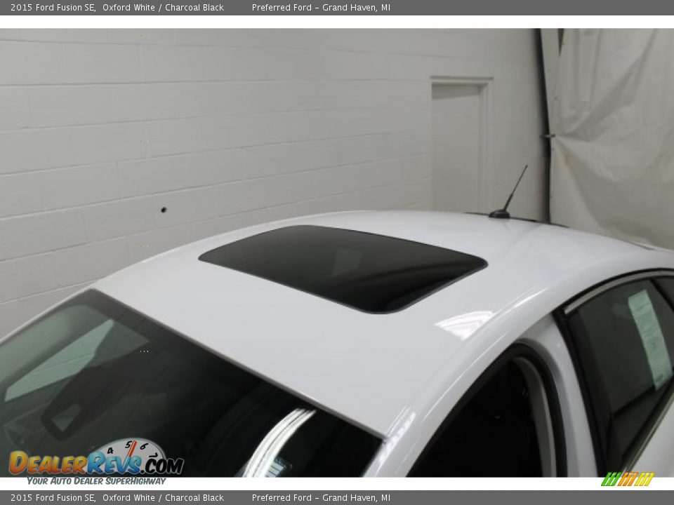 2015 Ford Fusion SE Oxford White / Charcoal Black Photo #13