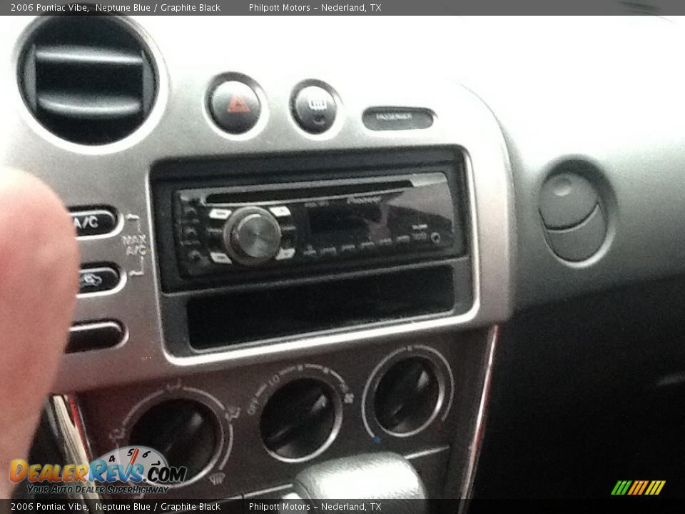 2006 Pontiac Vibe Neptune Blue / Graphite Black Photo #9