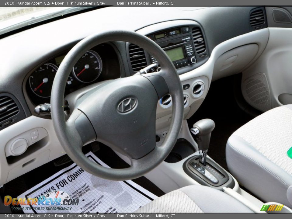 2010 Hyundai Accent GLS 4 Door Platinum Silver / Gray Photo #5