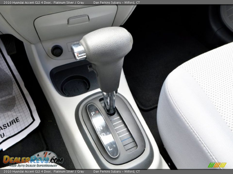 2010 Hyundai Accent GLS 4 Door Platinum Silver / Gray Photo #13