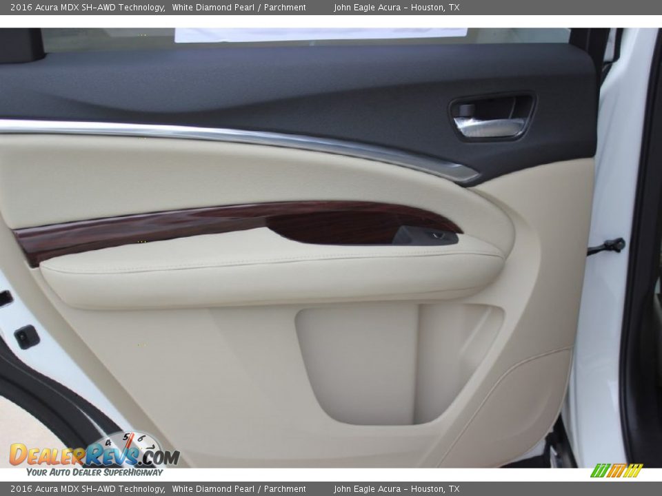 2016 Acura MDX SH-AWD Technology White Diamond Pearl / Parchment Photo #14