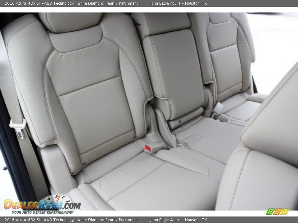 2016 Acura MDX SH-AWD Technology White Diamond Pearl / Parchment Photo #23