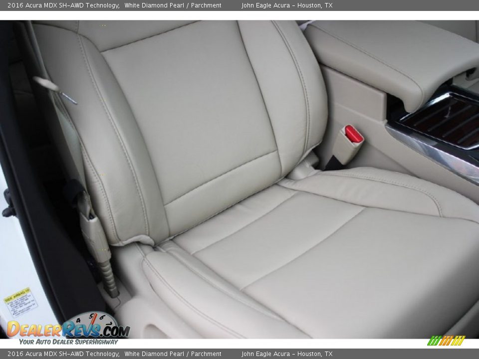 2016 Acura MDX SH-AWD Technology White Diamond Pearl / Parchment Photo #26