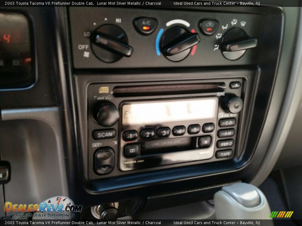2003 Toyota Tacoma V6 PreRunner Double Cab Lunar Mist Silver Metallic / Charcoal Photo #18