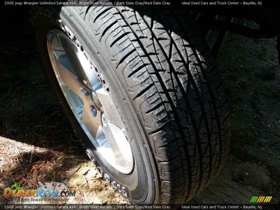 2008 Jeep Wrangler Unlimited Sahara 4x4 Bright Silver Metallic / Dark Slate Gray/Med Slate Gray Photo #27