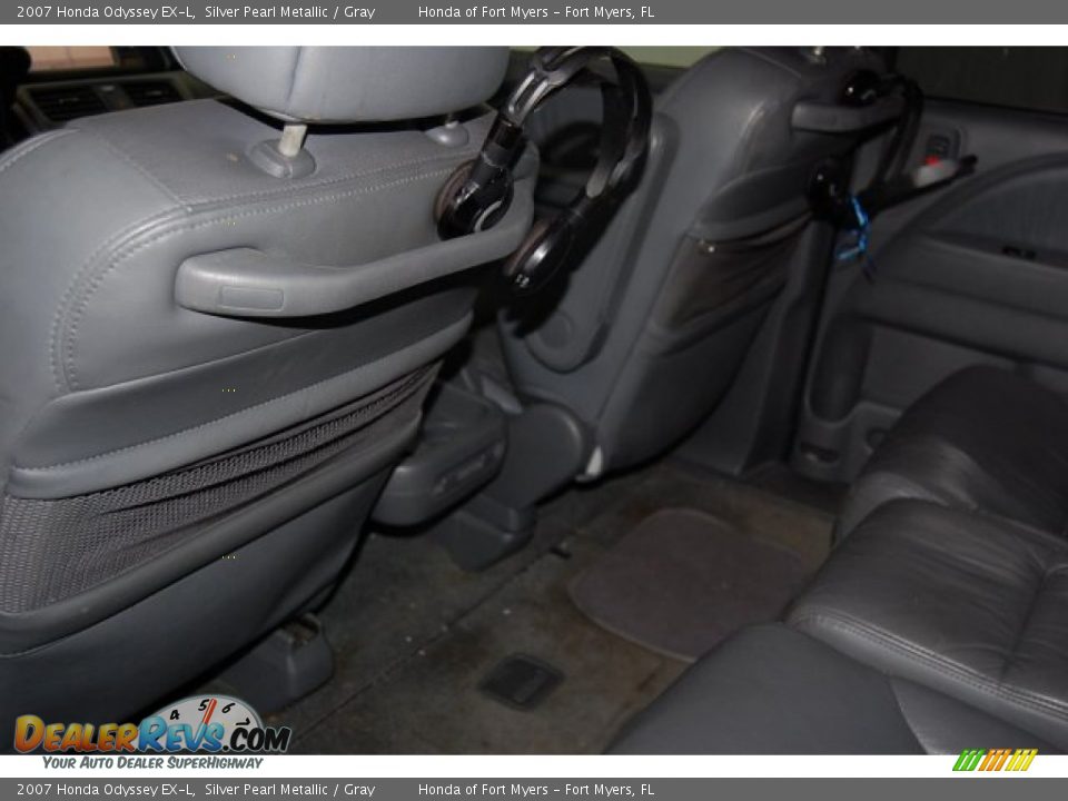 2007 Honda Odyssey EX-L Silver Pearl Metallic / Gray Photo #25