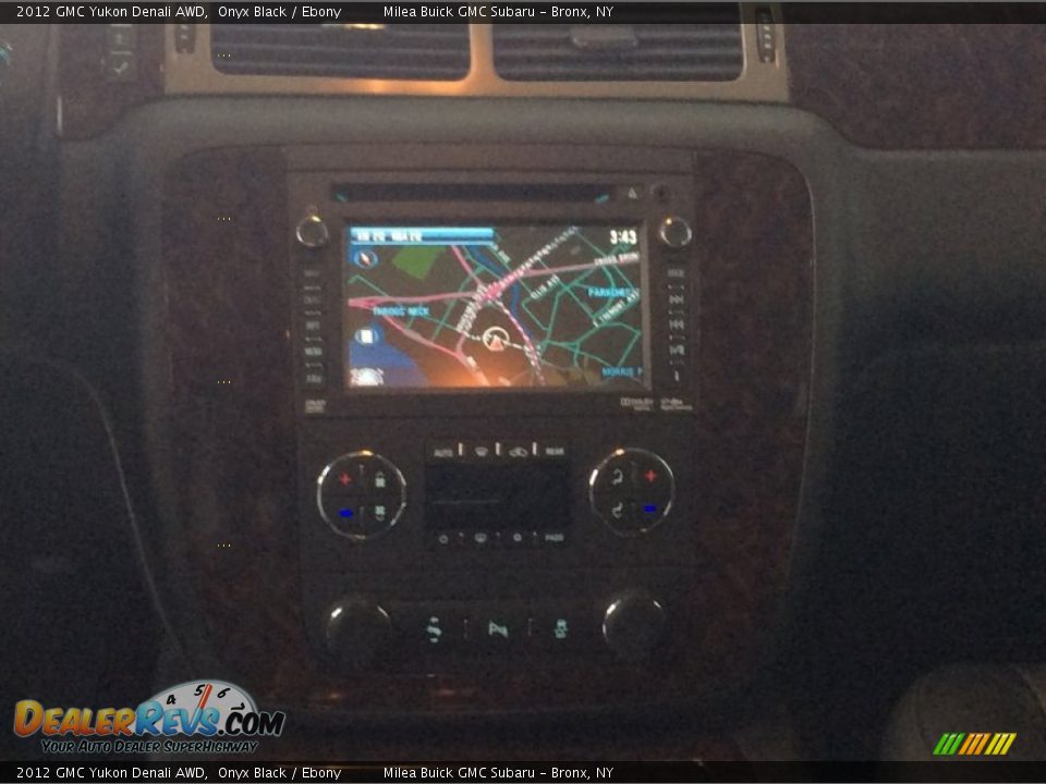 2012 GMC Yukon Denali AWD Onyx Black / Ebony Photo #10