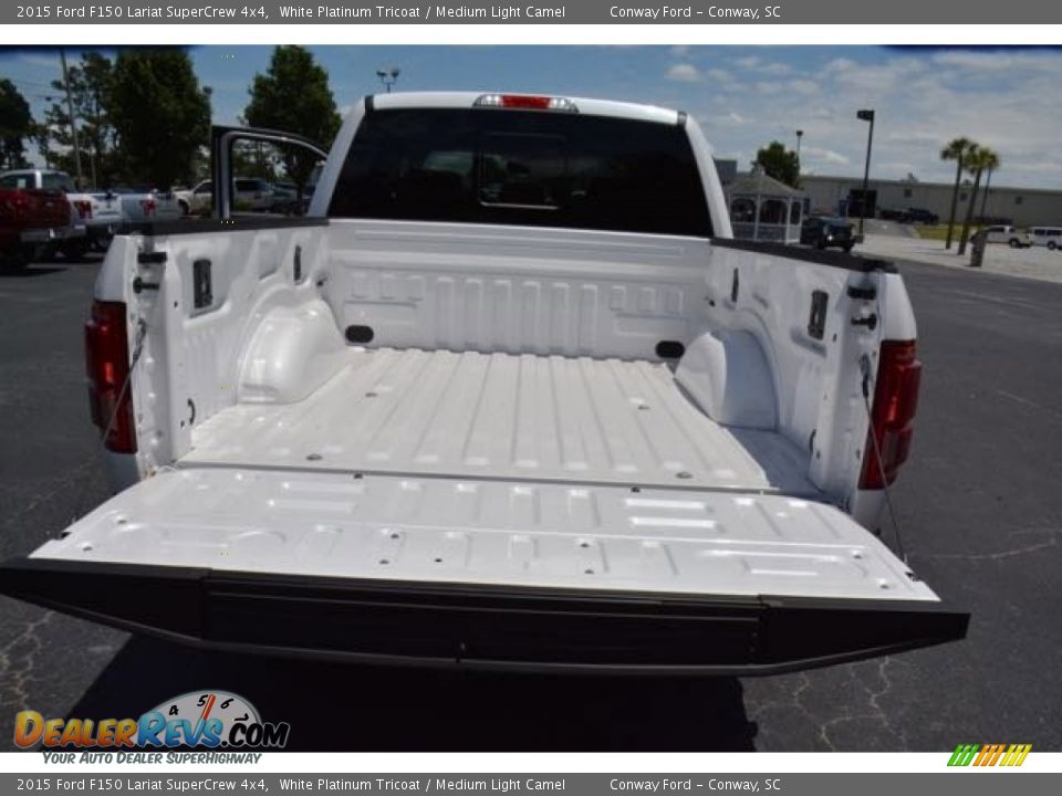 2015 Ford F150 Lariat SuperCrew 4x4 White Platinum Tricoat / Medium Light Camel Photo #17
