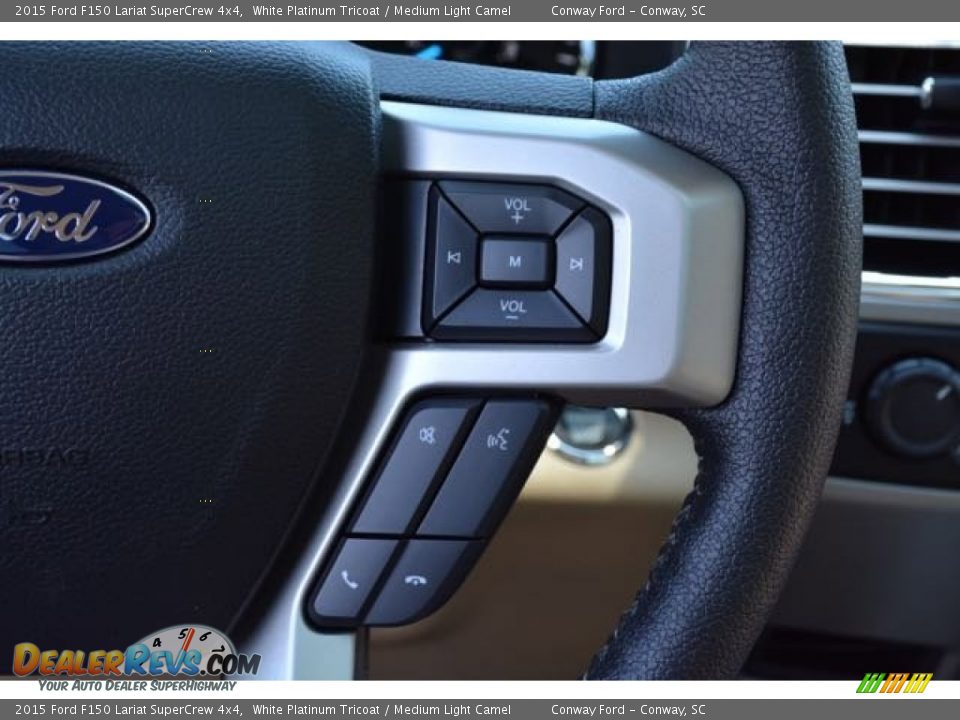 2015 Ford F150 Lariat SuperCrew 4x4 White Platinum Tricoat / Medium Light Camel Photo #25