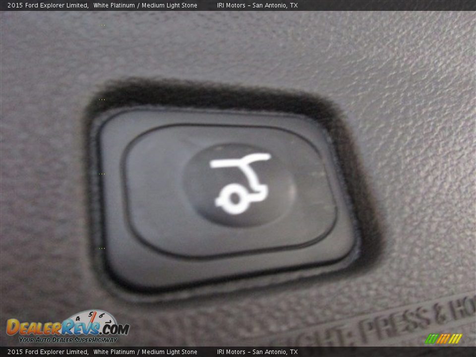 2015 Ford Explorer Limited White Platinum / Medium Light Stone Photo #15