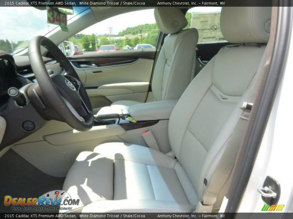 2015 Cadillac XTS Premium AWD Sedan White Diamond Tricoat / Shale/Cocoa Photo #13
