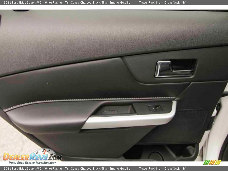 2011 Ford Edge Sport AWD White Platinum Tri-Coat / Charcoal Black/Silver Smoke Metallic Photo #28