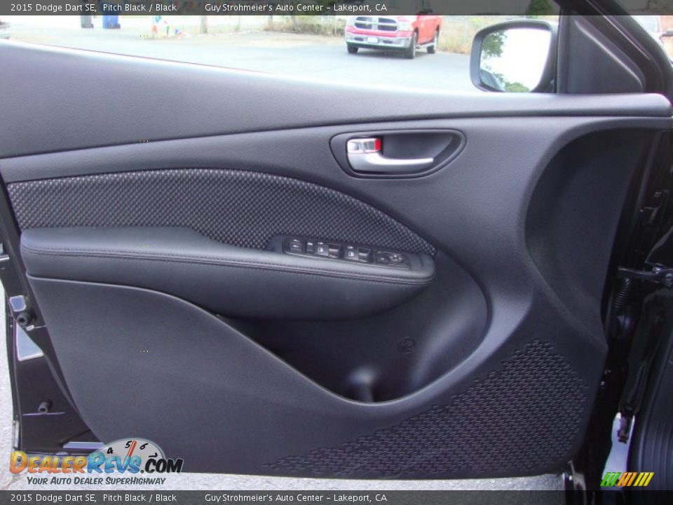 2015 Dodge Dart SE Pitch Black / Black Photo #9
