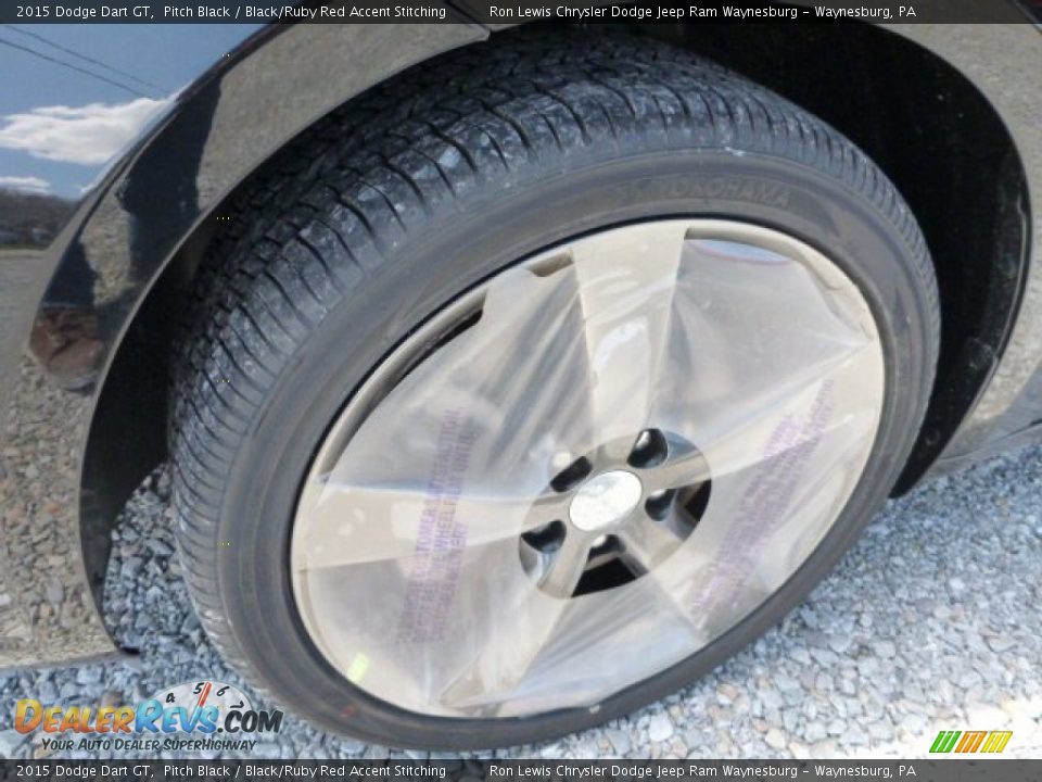 2015 Dodge Dart GT Pitch Black / Black/Ruby Red Accent Stitching Photo #11