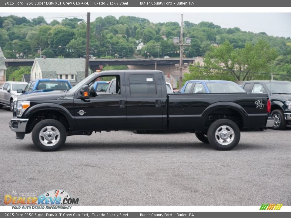 2015 Ford F250 Super Duty XLT Crew Cab 4x4 Tuxedo Black / Steel Photo #2