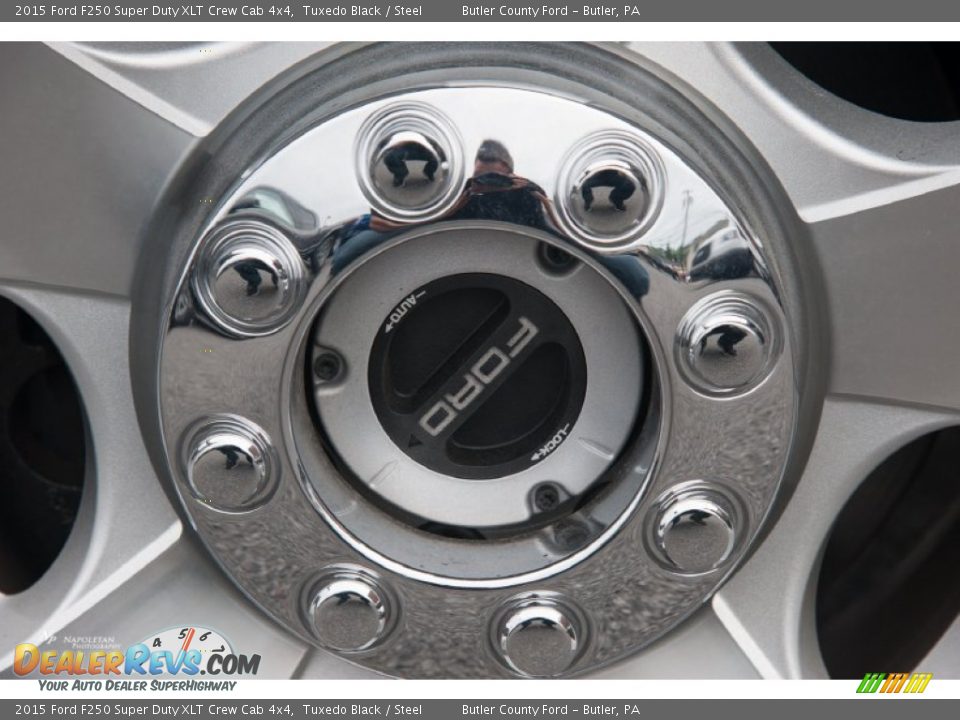2015 Ford F250 Super Duty XLT Crew Cab 4x4 Tuxedo Black / Steel Photo #5