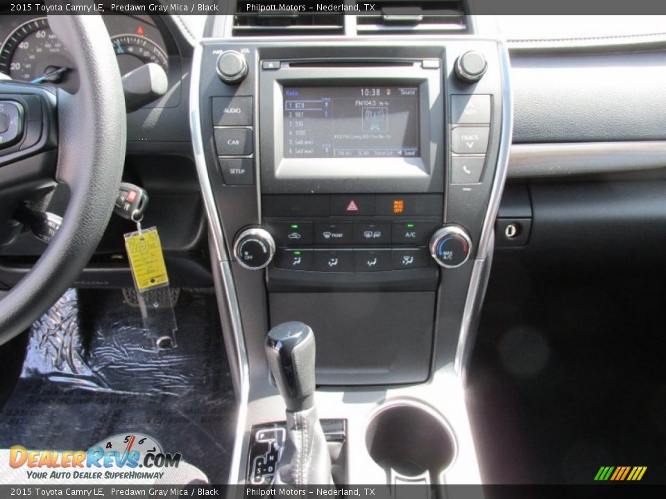2015 Toyota Camry LE Predawn Gray Mica / Black Photo #24