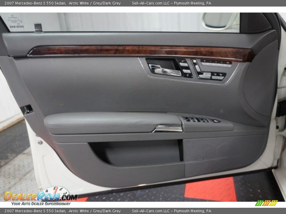 2007 Mercedes-Benz S 550 Sedan Arctic White / Grey/Dark Grey Photo #12