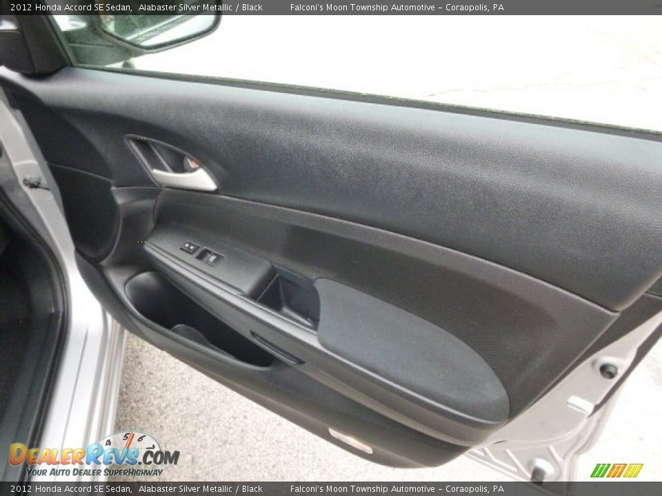 2012 Honda Accord SE Sedan Alabaster Silver Metallic / Black Photo #12