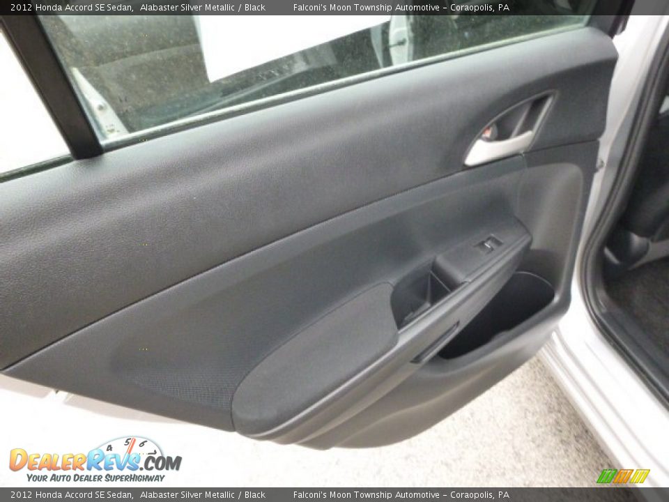 2012 Honda Accord SE Sedan Alabaster Silver Metallic / Black Photo #18