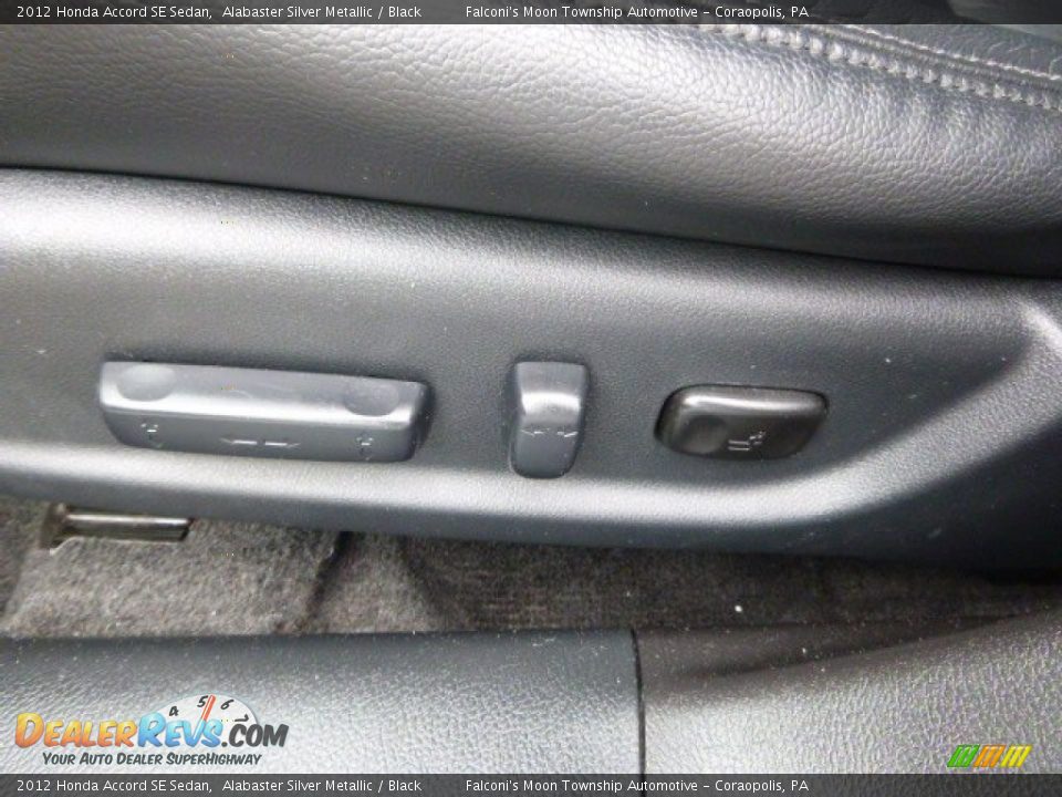 2012 Honda Accord SE Sedan Alabaster Silver Metallic / Black Photo #20