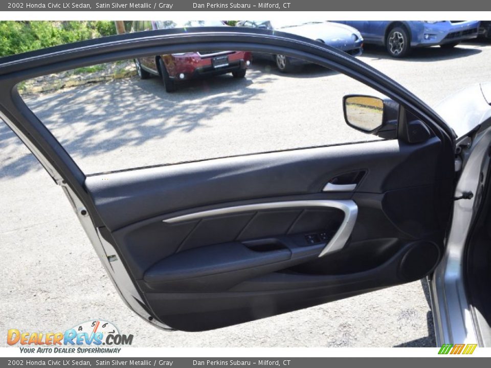2002 Honda Civic LX Sedan Satin Silver Metallic / Gray Photo #13