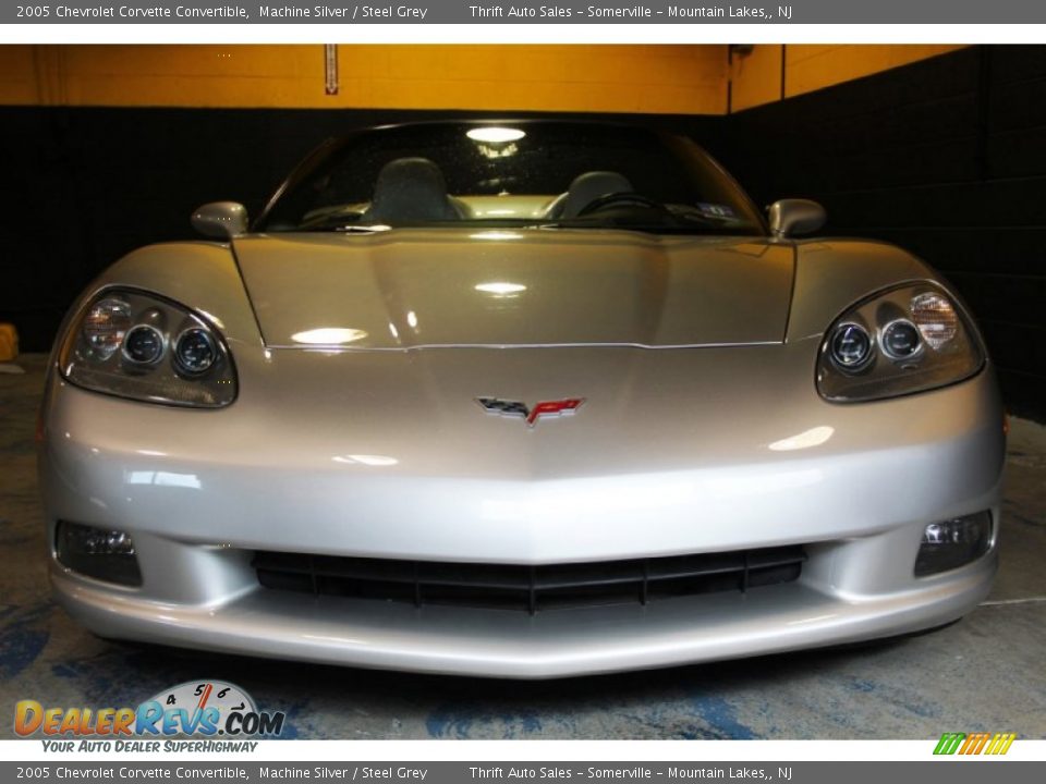 2005 Chevrolet Corvette Convertible Machine Silver / Steel Grey Photo #21