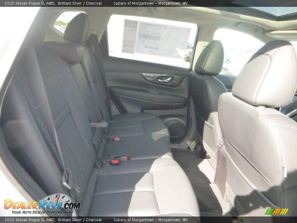 2015 Nissan Rogue SL AWD Brilliant Silver / Charcoal Photo #11