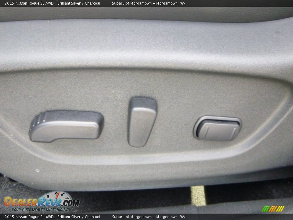2015 Nissan Rogue SL AWD Brilliant Silver / Charcoal Photo #13