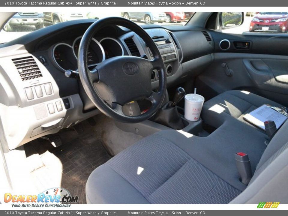 2010 Toyota Tacoma Regular Cab 4x4 Super White / Graphite Photo #7