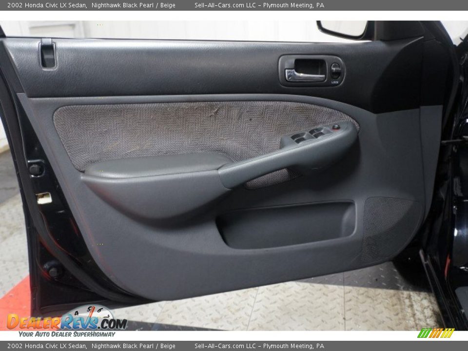 2002 Honda Civic LX Sedan Nighthawk Black Pearl / Beige Photo #12