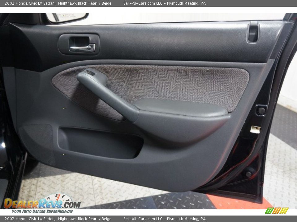 2002 Honda Civic LX Sedan Nighthawk Black Pearl / Beige Photo #17