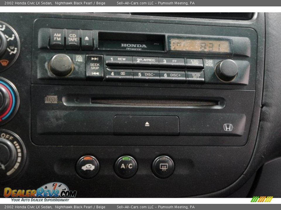 2002 Honda Civic LX Sedan Nighthawk Black Pearl / Beige Photo #29