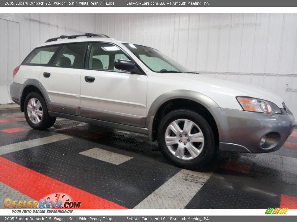 2005 Subaru Outback 2.5i Wagon Satin White Pearl / Taupe Photo #5