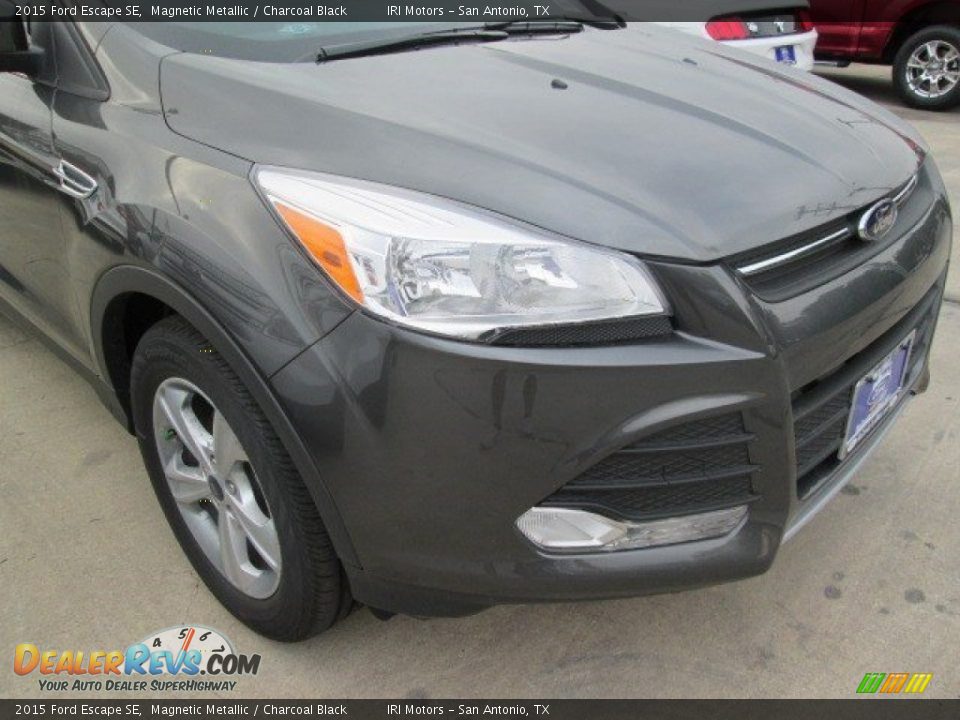 2015 Ford Escape SE Magnetic Metallic / Charcoal Black Photo #2