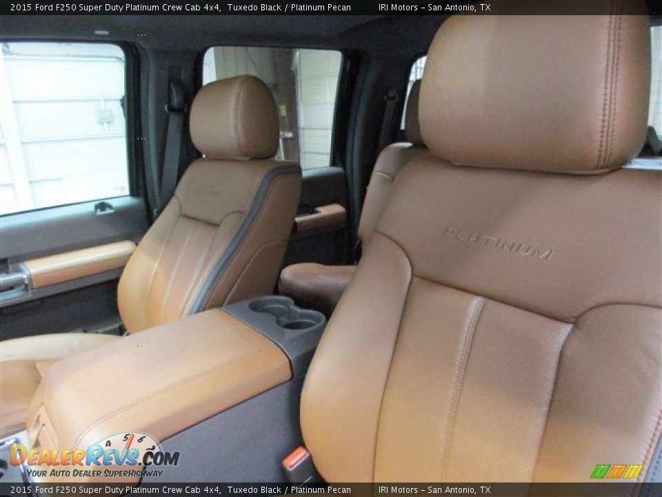 2015 Ford F250 Super Duty Platinum Crew Cab 4x4 Tuxedo Black / Platinum Pecan Photo #11