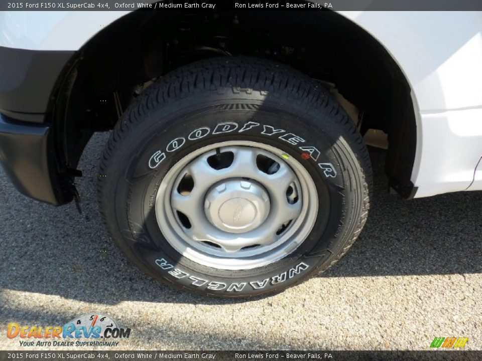 2015 Ford F150 XL SuperCab 4x4 Oxford White / Medium Earth Gray Photo #10