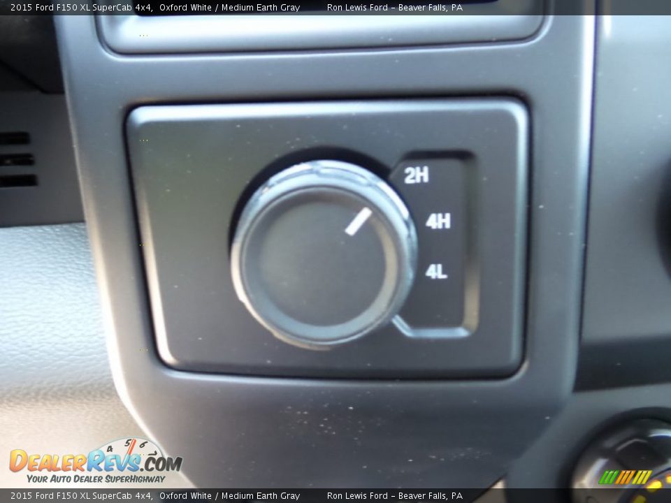 2015 Ford F150 XL SuperCab 4x4 Oxford White / Medium Earth Gray Photo #16