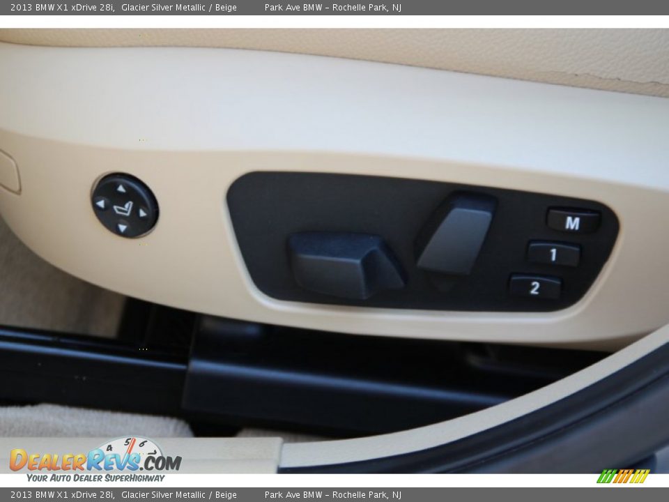 2013 BMW X1 xDrive 28i Glacier Silver Metallic / Beige Photo #13
