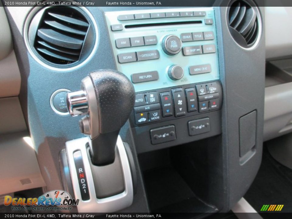 2010 Honda Pilot EX-L 4WD Taffeta White / Gray Photo #13
