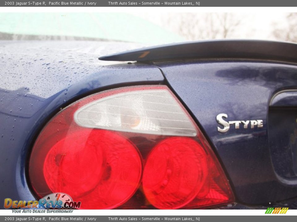 2003 Jaguar S-Type R Pacific Blue Metallic / Ivory Photo #6