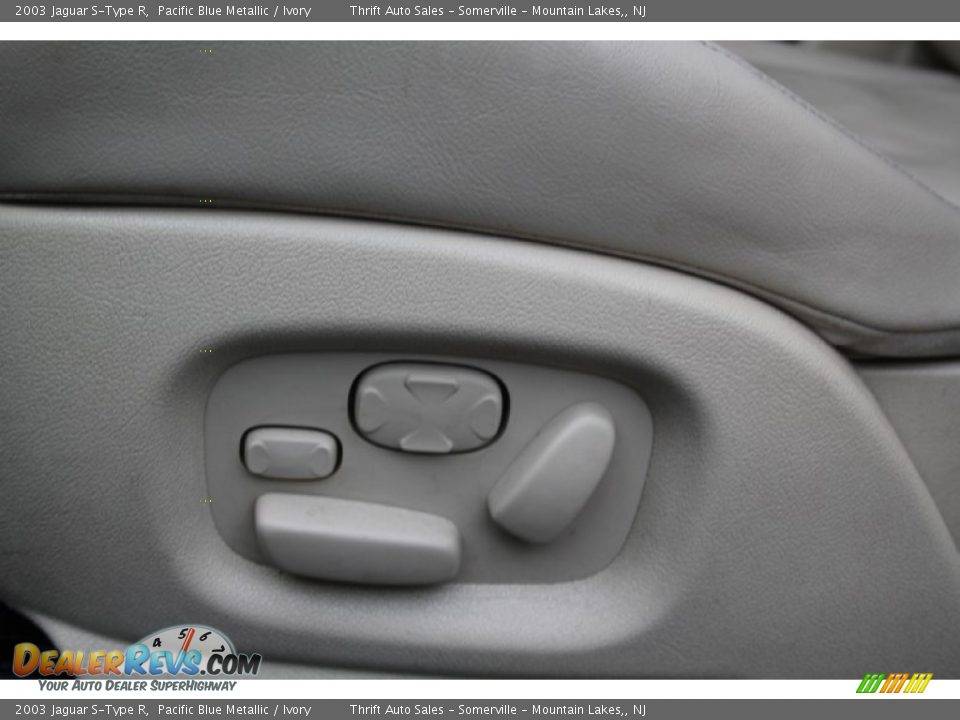 2003 Jaguar S-Type R Pacific Blue Metallic / Ivory Photo #15