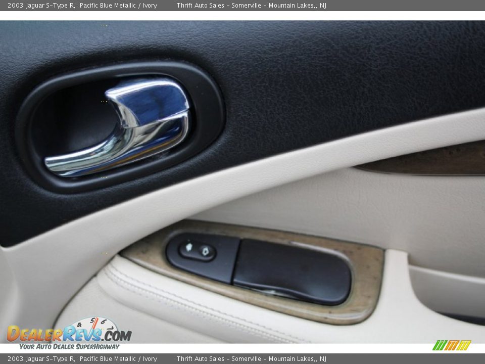 2003 Jaguar S-Type R Pacific Blue Metallic / Ivory Photo #22
