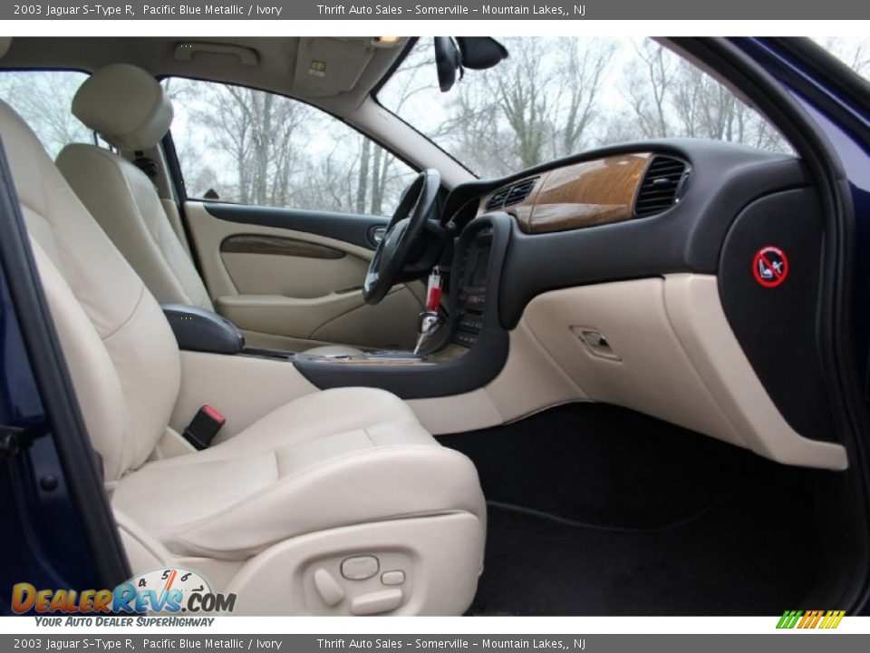 2003 Jaguar S-Type R Pacific Blue Metallic / Ivory Photo #23