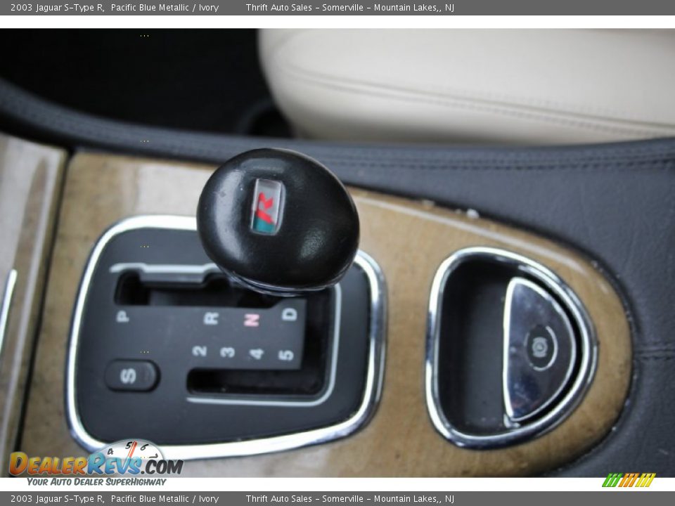 2003 Jaguar S-Type R Shifter Photo #33